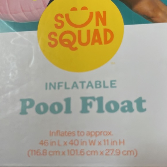 Sun Squad-Inflatable Pool Float - Picture 6 of 7